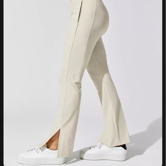 Carbon38 Pants - NWT CARBON38 High Waisted Athleisure Post Yoga Kick Flare Khaki Stretch Pants